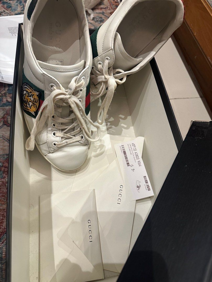 Gucci ace sneakers with lion red green stripes original authentic PO US