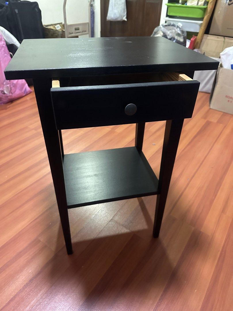 Ikea Side Table (Category: Tables & Sets) located in Singapore. Submitted by sowfatt (Listing ID 1325612421, Image 2). Description: Cash carry.