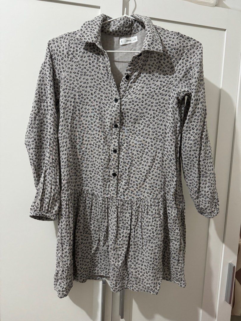Mango Girls Dress (Category: Babies & Kids Fashion) located in Taytay. Submitted by chie2022 (Listing ID 1325546764, Image 1). Description: Original Longsleeves dress Good as new Size: 134cm / 7-8 yo.
