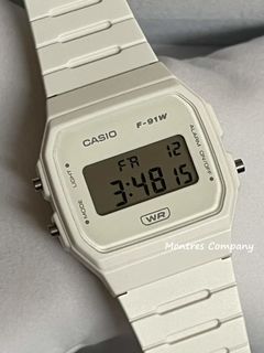 （分類：）位於 。 由 montres_company_since1993 提交（商品編號 1324575441，圖片 1）。簡介： 。