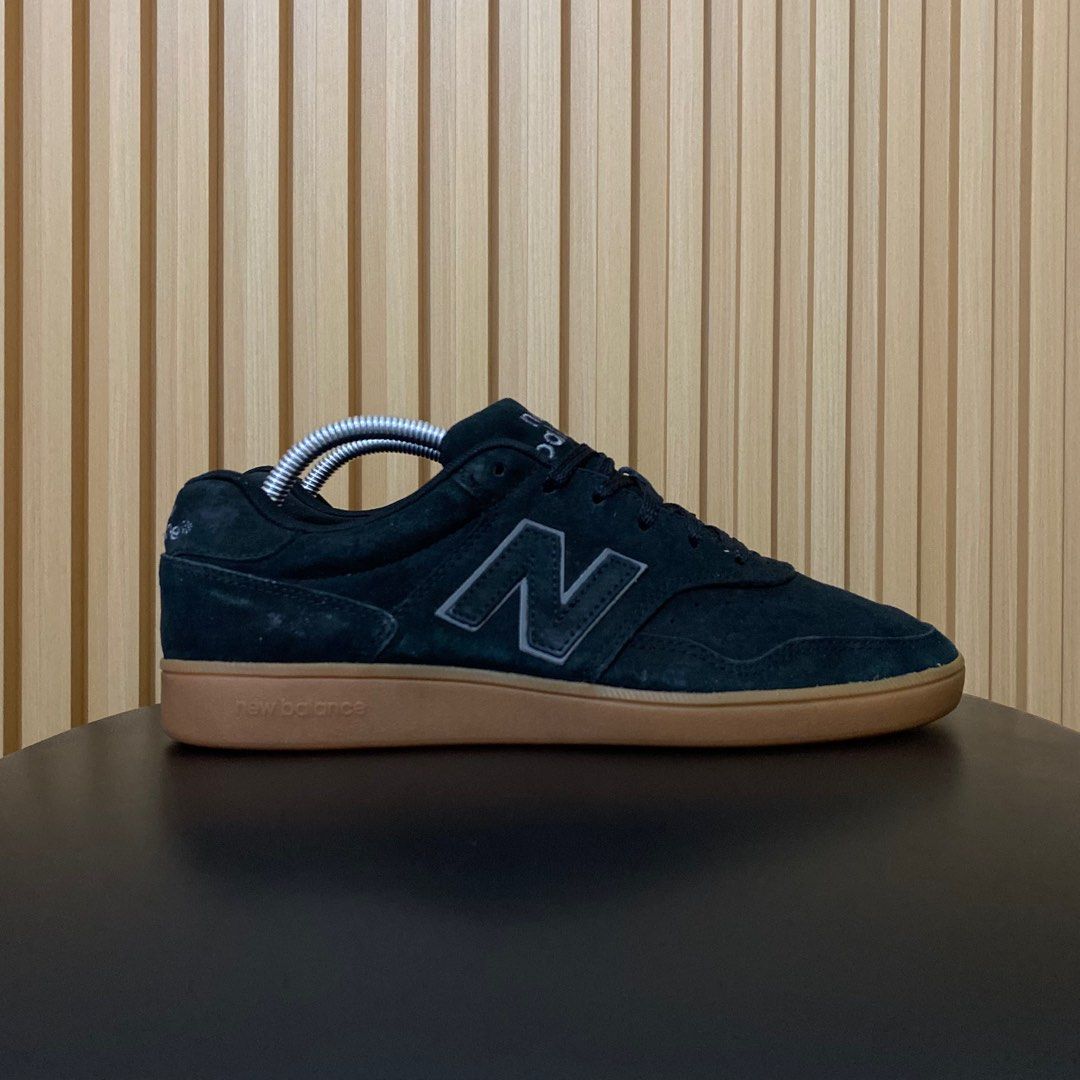 New Balance 288 Suede Black Gum Fesyen Pria Sepatu Sneakers di Carousell