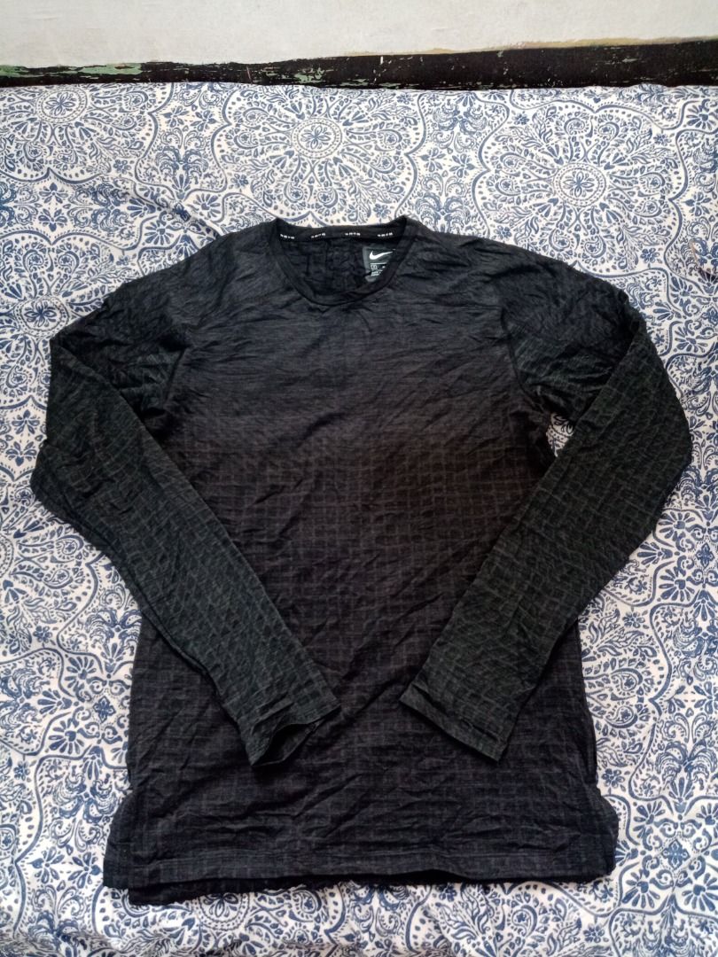 Nike Pro Tech Pack Longsleeve, Men's Fashion, Activewear on Carousell