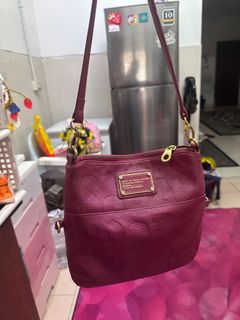 (Category: ) located in . Submitted by an89preloved (Listing ID 1291123638, Image 1). Description: .