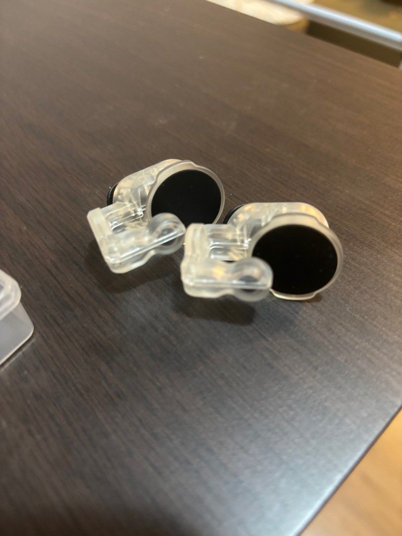 Phone gaming controller (Category: Controllers) located in Taguig. Submitted by sunsethaze (Listing ID 1325557487, Image 1). Description: .
