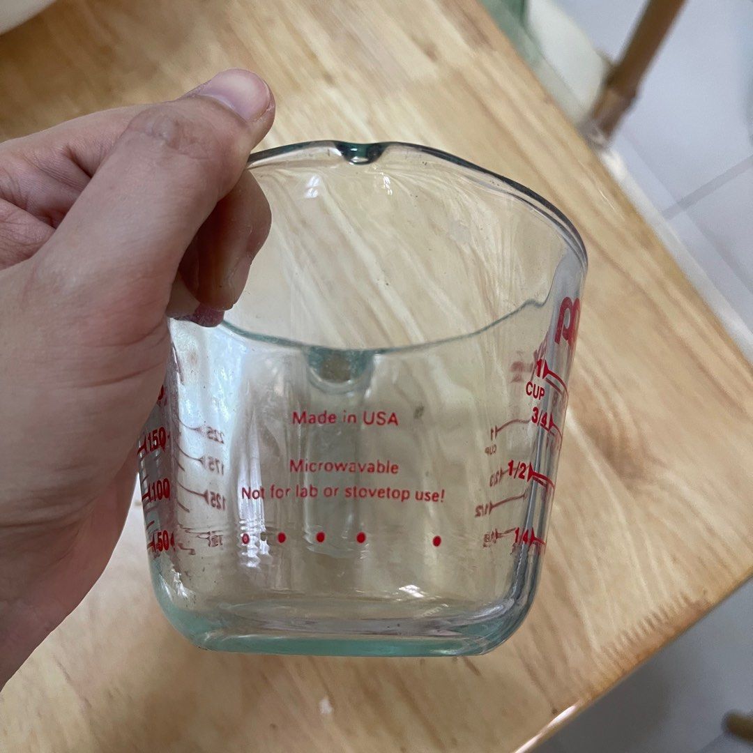 Pyrex Measuring Cup 250 ml 1 cup (Category: Bakeware) located in San Jose. Submitted by salt02 (Listing ID 1325600705, Image 3). Description: Like new from US 1 cup 250 ml.