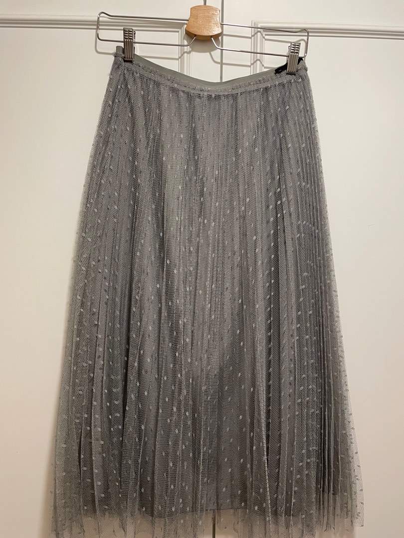 Red valentino tulle skirt uk12, Women's Fashion, Bottoms, Skirts