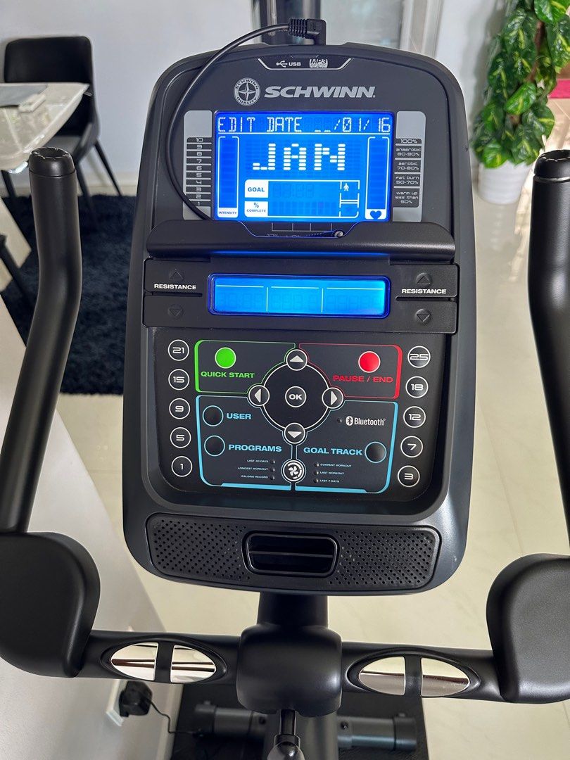 Elliptical Machine Schwinn 570t Treadmill Miracle Fitness Sports