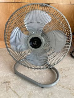 (Category: ) located in . Submitted by skippu (Listing ID 1325458855, Image 1). Description: .