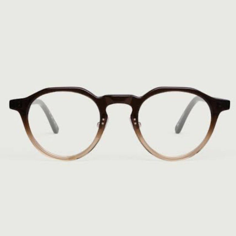 Sunnies Studios Rei in Buckwheat (Category: Sunglasses & Eyewear) located in Caloocan City. Submitted by stuzzz93 (Listing ID 1325542758, Image 2). Description: .