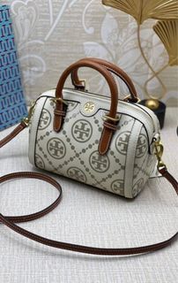 (Category: ) located in . Submitted by ___bagssandurstyleph (Listing ID 1325461471, Image 1). Description: .