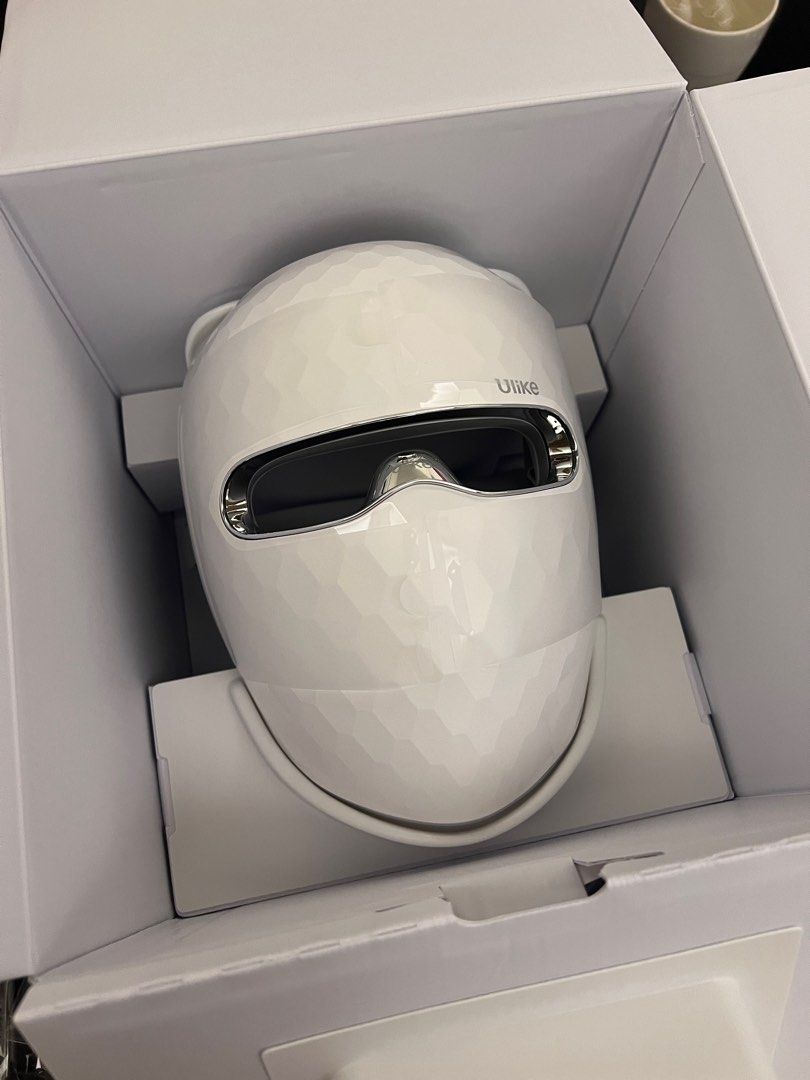 Ulike ReGlow LED Face mask, Beauty & Personal Care, Face, Face Care on