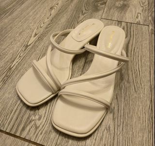 （分類：）位於 。 由 cyle2468 提交（商品編號 1325548137，圖片 1）。簡介： 。