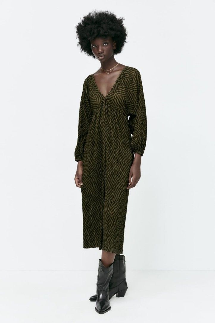 ZARA Pleated Printed Dress Size S, Fesyen Wanita, Pakaian Wanita, Gaun &  Rok di Carousell