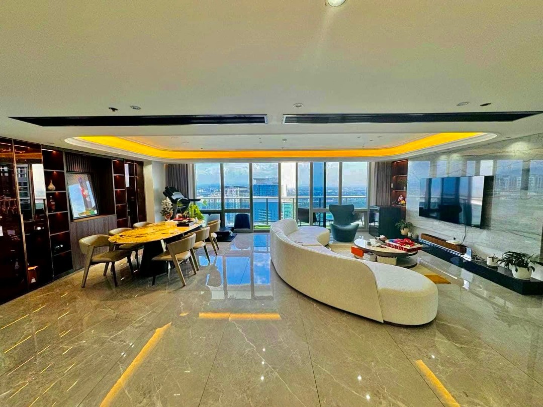 (Category: ) located in . Submitted by renzproperties (Listing ID 1325692470, Image 1). Description: .