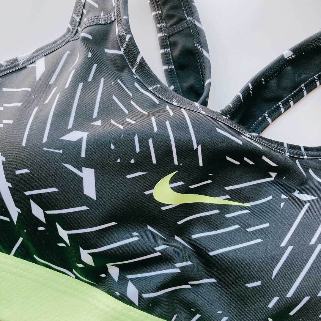 Top sport nike sale
