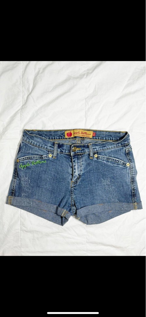 Apple bottom jean shorts discount