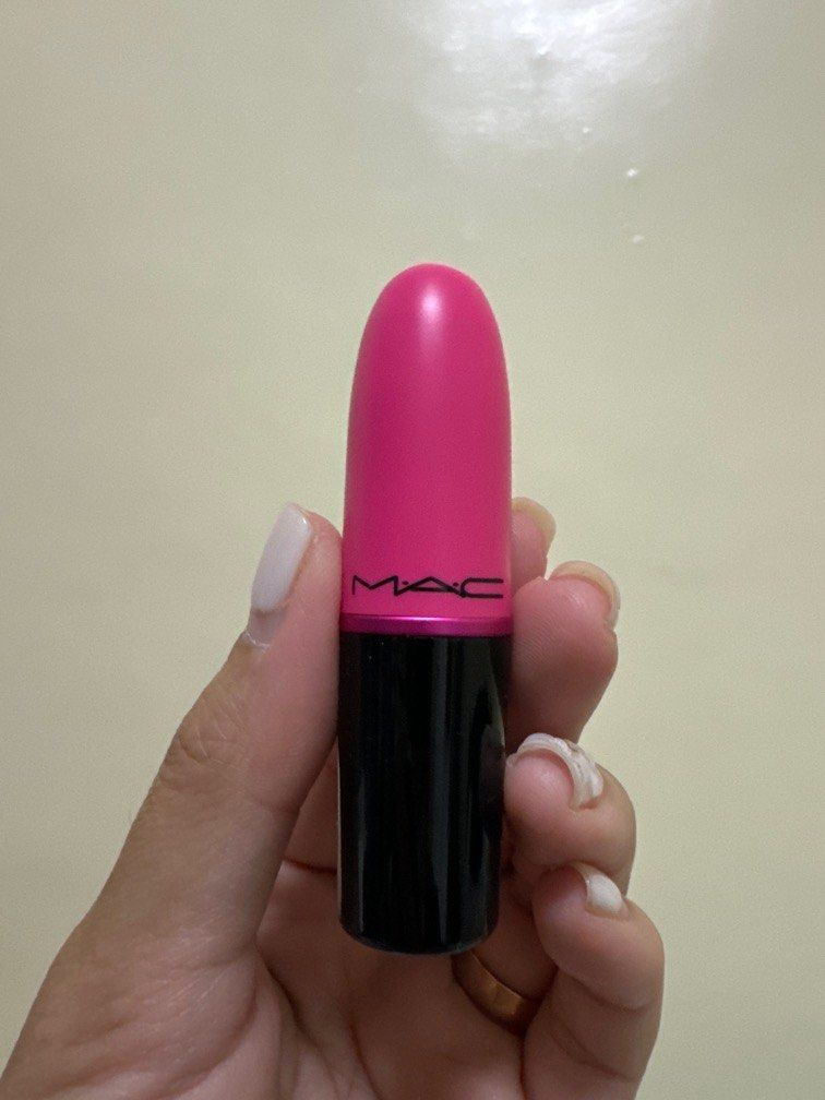 Authentic Mac 🫦 (Category: Makeup) located in Davao. Submitted by eiynah (Listing ID 1325744391, Image 2). Description: 💋 Bnew w/o Box 💋 Decluttering.