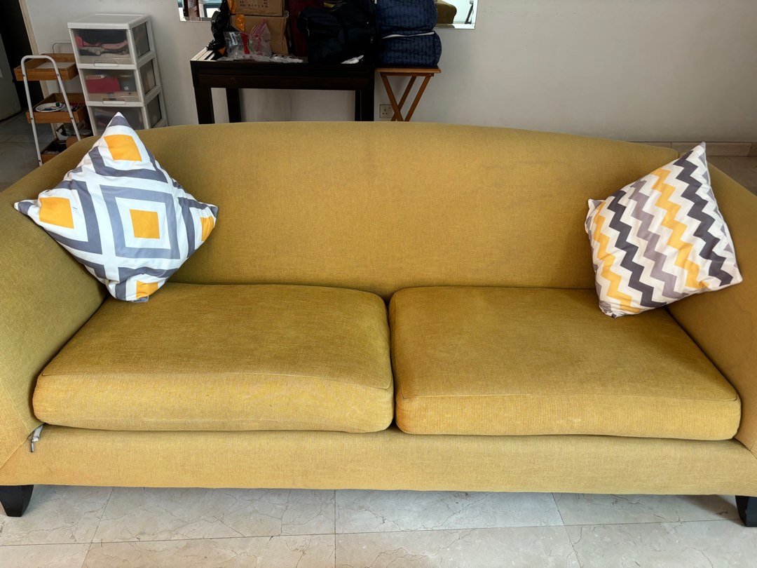 Beautiful sofa from Crate & Barrel, Furniture & Home Living, Furniture