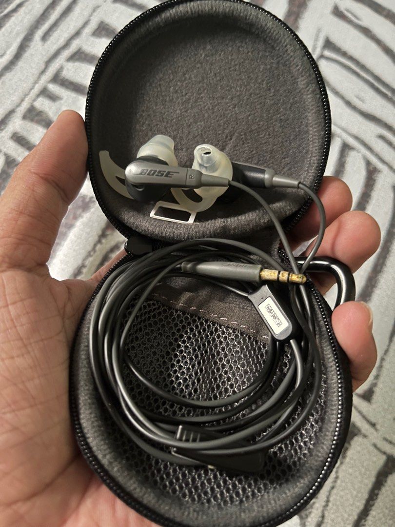 Bose wired earphones QuietComfort Noise Cancelling Audio Earphones on Carousell