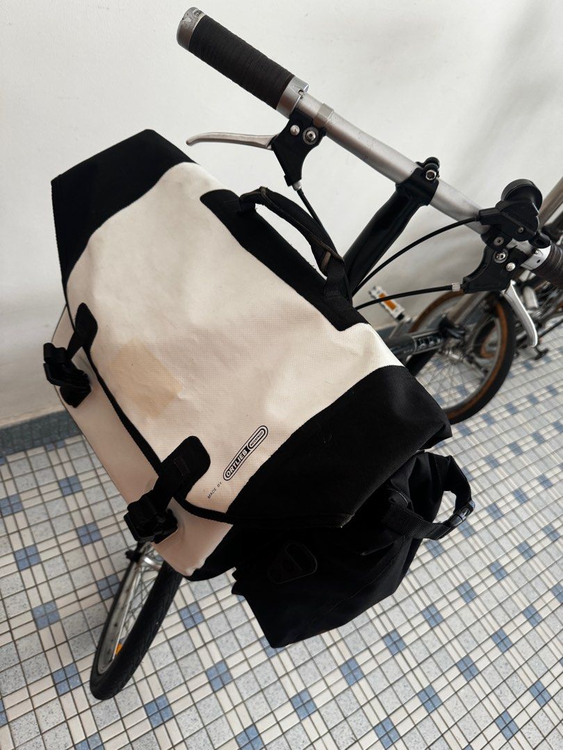 Brompton Ortlieb waterproof O bag 2 pouches strap 20L w500 x h300 x d150
