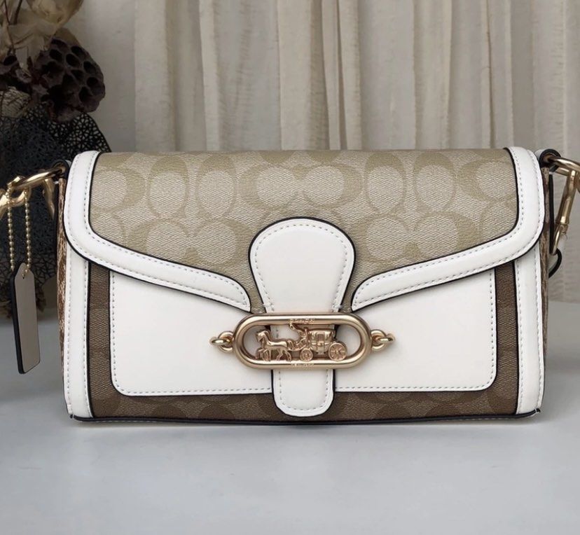 Small jade shoulder bag coach hotsell