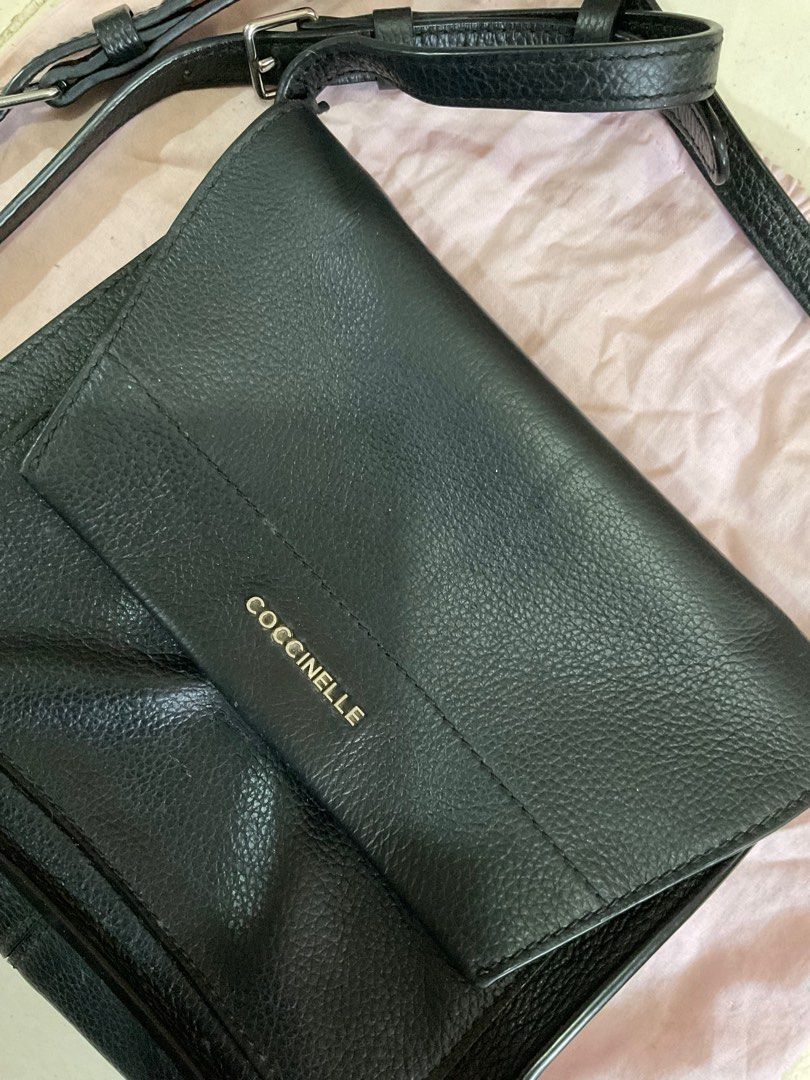 COCCINELLE SANDY CROSSBODY BAG (Category: Luxury Bags & Wallets) located in Imus. Submitted by storiesforstrays (Listing ID 1325694462, Image 1). Description: No when worn photos. Great condition. No discoloration. No major damages. Last price posted. SF will be shouldered by buyer. Courier via ggx direct. Only SF can be COD. All proceeds will go to @catsofdaanghari .