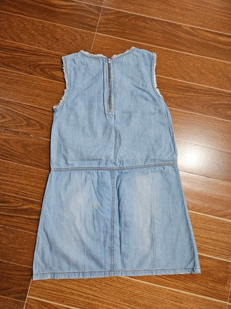 Denim Dress for Kids (Category: Babies & Kids Fashion) located in Manila. Submitted by closetcollection.ph (Listing ID 1325680810, Image 2). Description: RFS: Decluttering Like New. Denim Fabric, fits 12-14 yrs old girls. See stain at the last pict. Alrdy has stain when I bought this at Gingersnaps. Bust: 31in / Waist 33in / Length 29in.