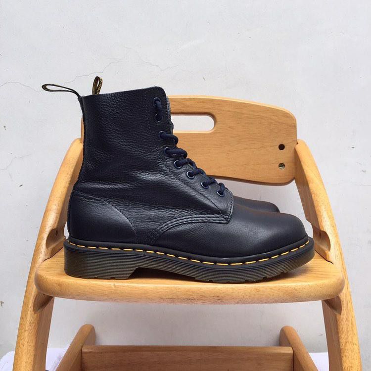 Dr Martens Pascal Dress Blue Fesyen Pria Sepatu Sepatu Boot di Carousell