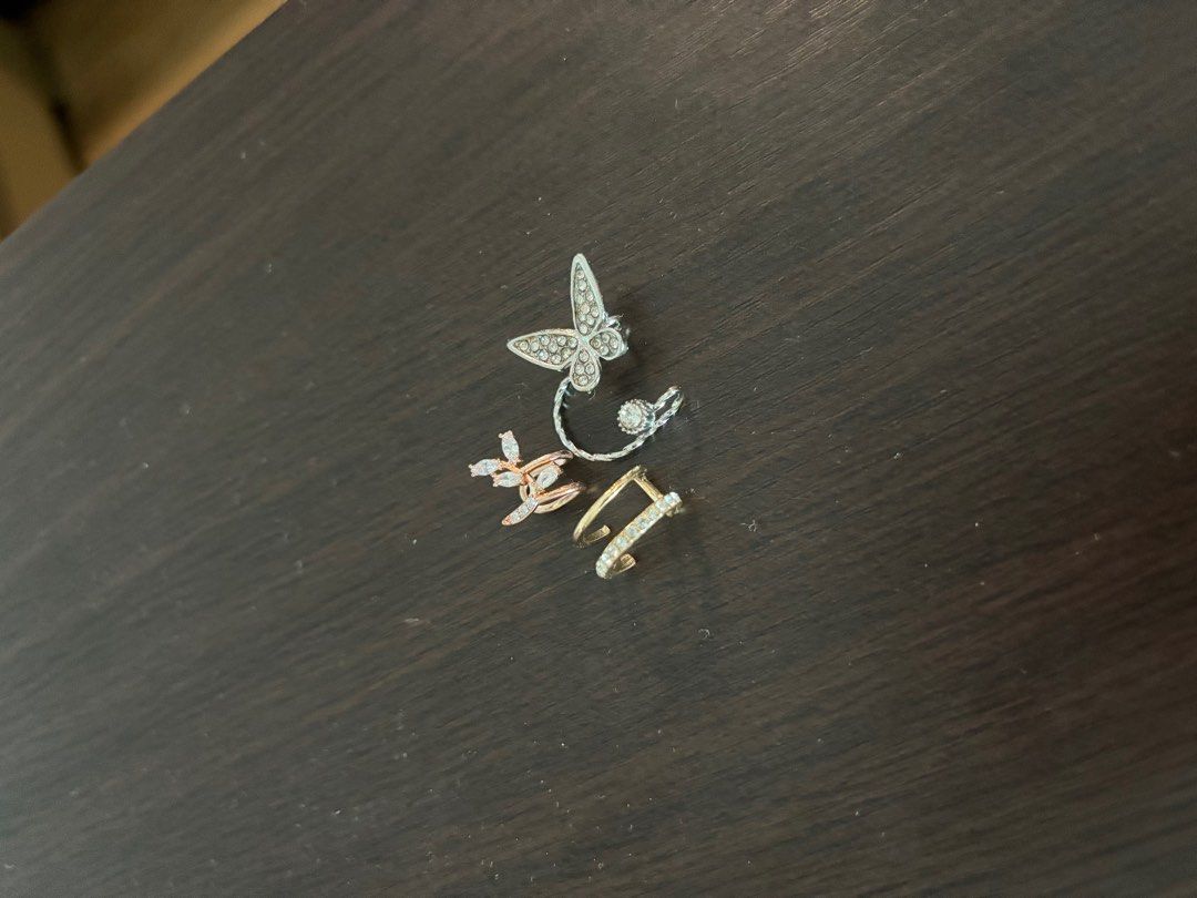 Ear cuffs (Category: Other Accessories) located in Taguig. Submitted by sunsethaze (Listing ID 1325691375, Image 1). Description: Take all for 100 or 50 each.