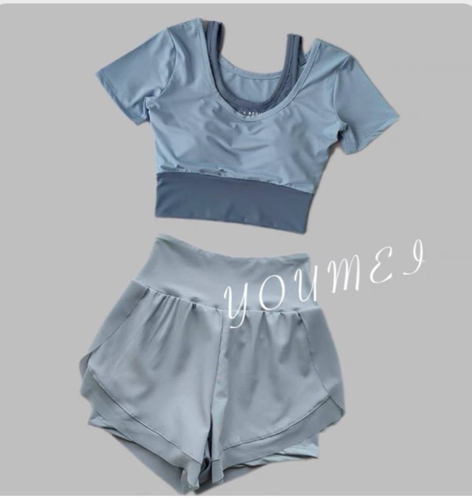 Exercise set (Category: Activewear) located in Singapore. Submitted by chocolateten (Listing ID 1325794230, Image 2). Description: .