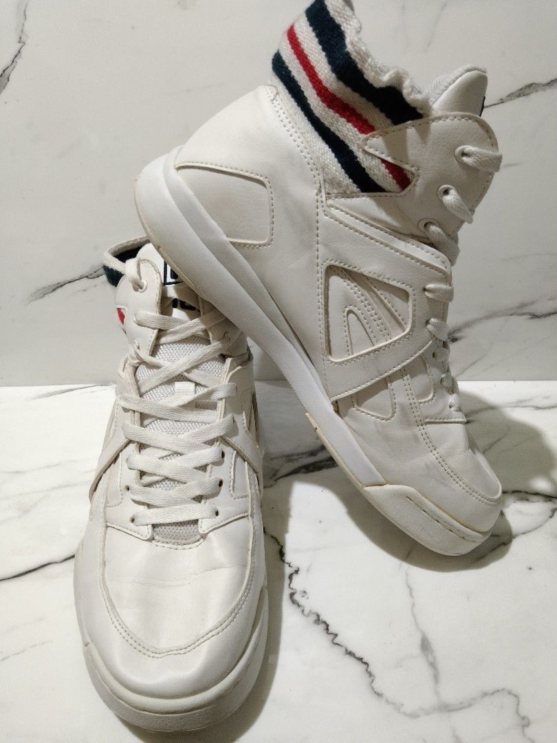 FILA Cage Core TC Mid Fesyen Pria Sepatu Sneakers di Carousell