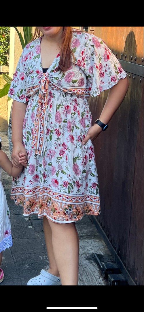 Floral Dress from Bali (Category: Dresses) located in Quezon City. Submitted by ajmlnd (Listing ID 1325646070, Image 2). Description: • Brand: [Insert brand name] • Size: Fits large frames comfortably • Condition: Very good, barely worn • Style: Perfect for corporate and casual wear • Reason for selling: Decluttering wardrobe • Note: Colors may vary slightly due to lighting in photos .