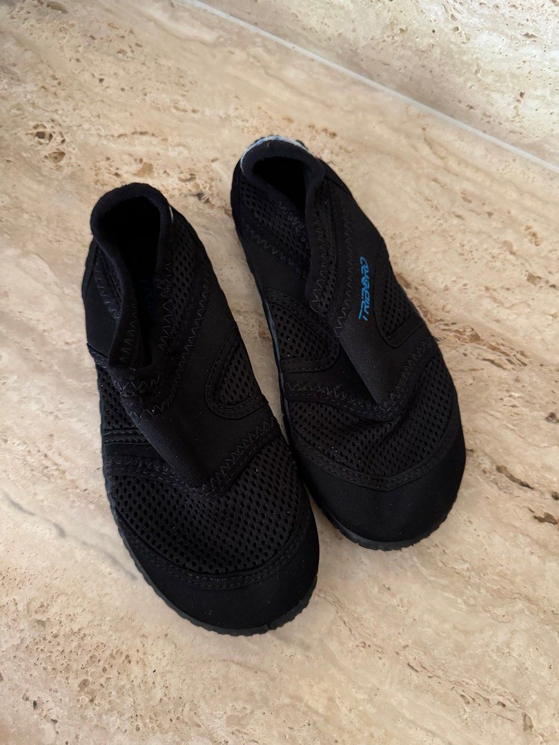 FREE MAILING size 28/29 decathlon black water shoes, Babies
