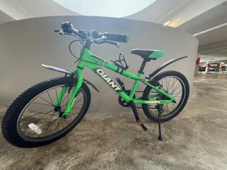(Category: ) located in . Submitted by sing_selling (Listing ID 1325692530, Image 1). Description: .