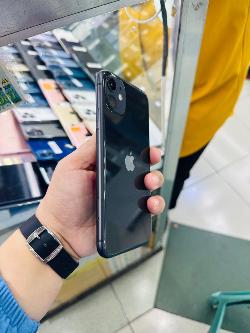 Iphone 11 128gb 93% batt FU (Category: iPhone 11 Series) located in San Juan City. Submitted by javedsgadgetshop (Listing ID 1325781232, Image 3). Description: OPEN FOR INSTALLMENT VIA CREDIT CARD/GGIVES/SPAY/BILLEASE & SWAP/TRADE-IN! BUY AND SELL! Quick Specs : Iphone 11 •128gb •NTC Variant •Good batt health •Factory Unlock •95% Smoothness •No hidden issue | No Repaired •100% Authentic | Not Refurbished •w/ OEM Charger & store warranty ❣️ - seri