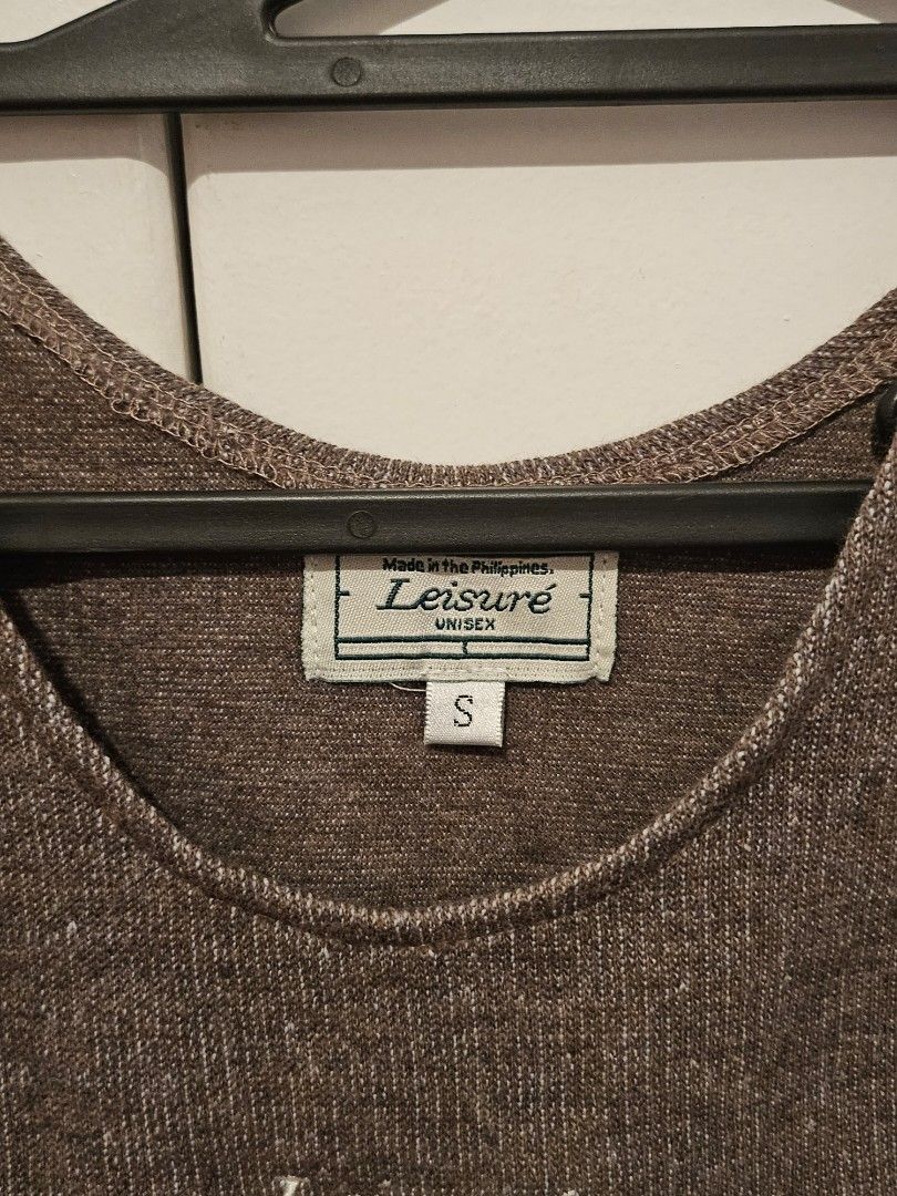 Leisure terry lounge crop top (Category: Undergarments & Loungewear) located in Pasig City. Submitted by yoursforless2 (Listing ID 1325722926, Image 2). Description: got the terry set (with shorts) from another carouseller for P750. only keeping the shorts since this top is too small on me..