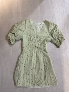 (Category: ) located in . Submitted by lovedandpreloved (Listing ID 1325764846, Image 1). Description: .