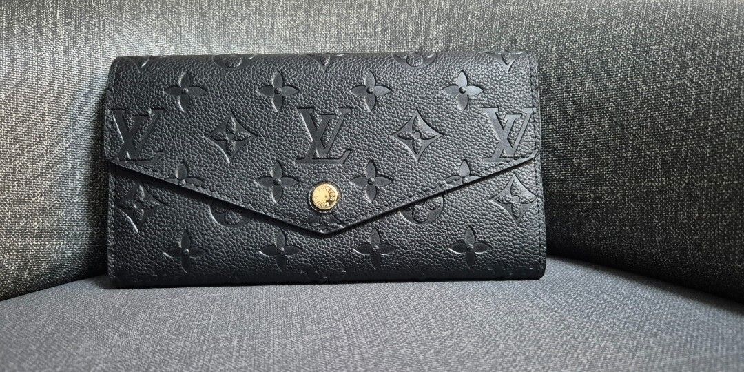 LV Wallet in Empreinte (Category: Luxury Bags & Wallets) located in Quezon City. Submitted by mustlovepreloved (Listing ID 1325775479, Image 1). Description: Medium-sized wallet Black Empreinte Payment via Gcash or BPI bank transfer. Lalamove or Grab shipping within Metro Manila - 10AM to 2PM daily J&T shipping for outside Metro Manila addresses. I ship every Wednesdays and Saturdays..