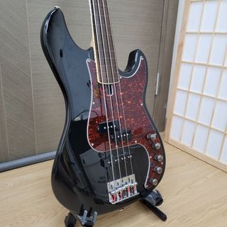 （分類：）位於 。 由 bassgor 提交（商品編號 1325720752，圖片 1）。簡介： 。
