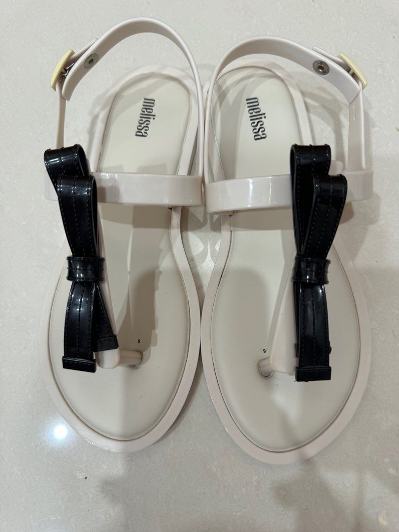 Melissa slim sandal