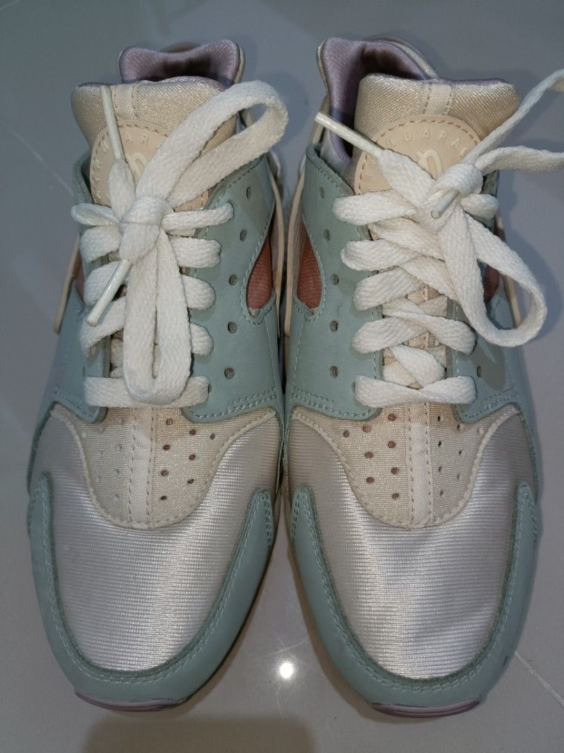 NIKE AIR HUARACHE EUR 38 INSOLE 24 CM Fesyen Wanita Sepatu di Carousell