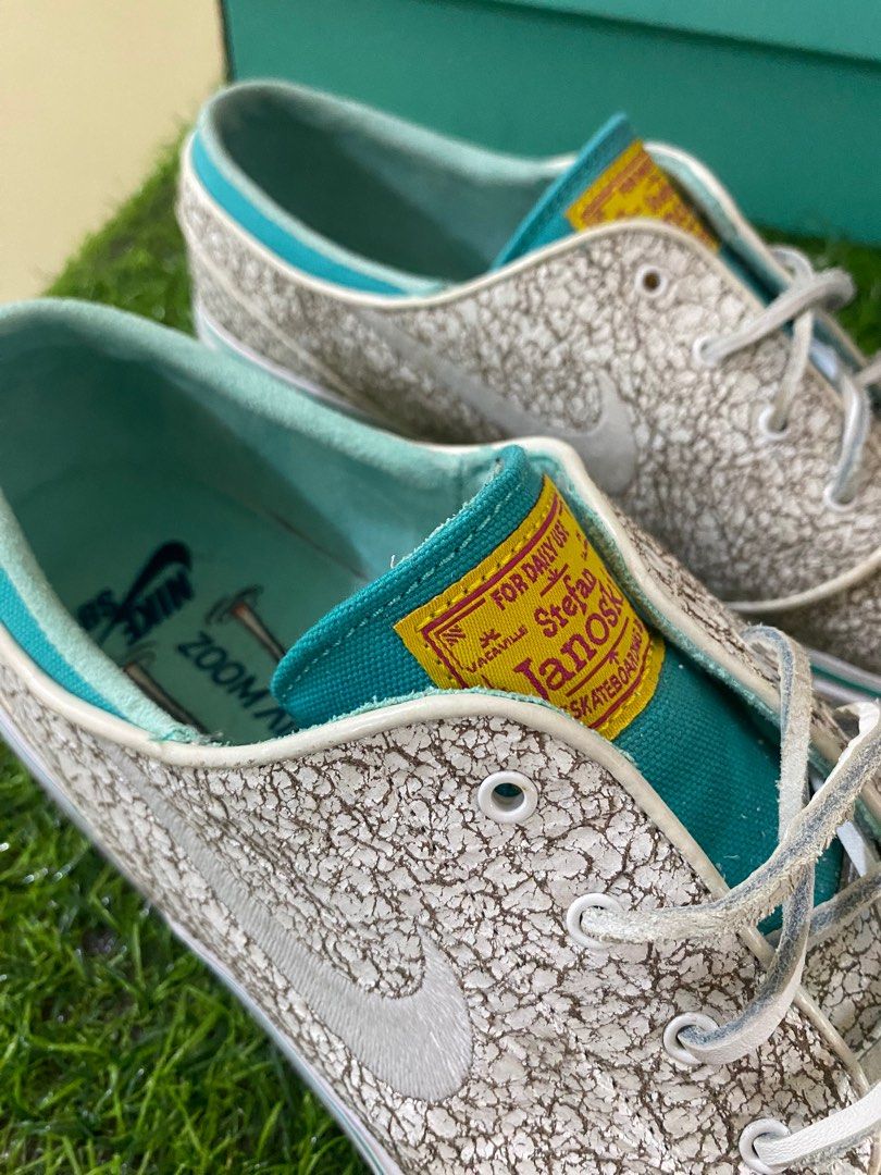 Nike sb stefan janoski Flamingo Men s Fashion Footwear Sneakers on Carousell