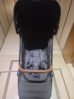 （分類：）位於 。 由 emmaaaaaaaaat 提交（商品編號 1325786499，圖片 1）。簡介： 。