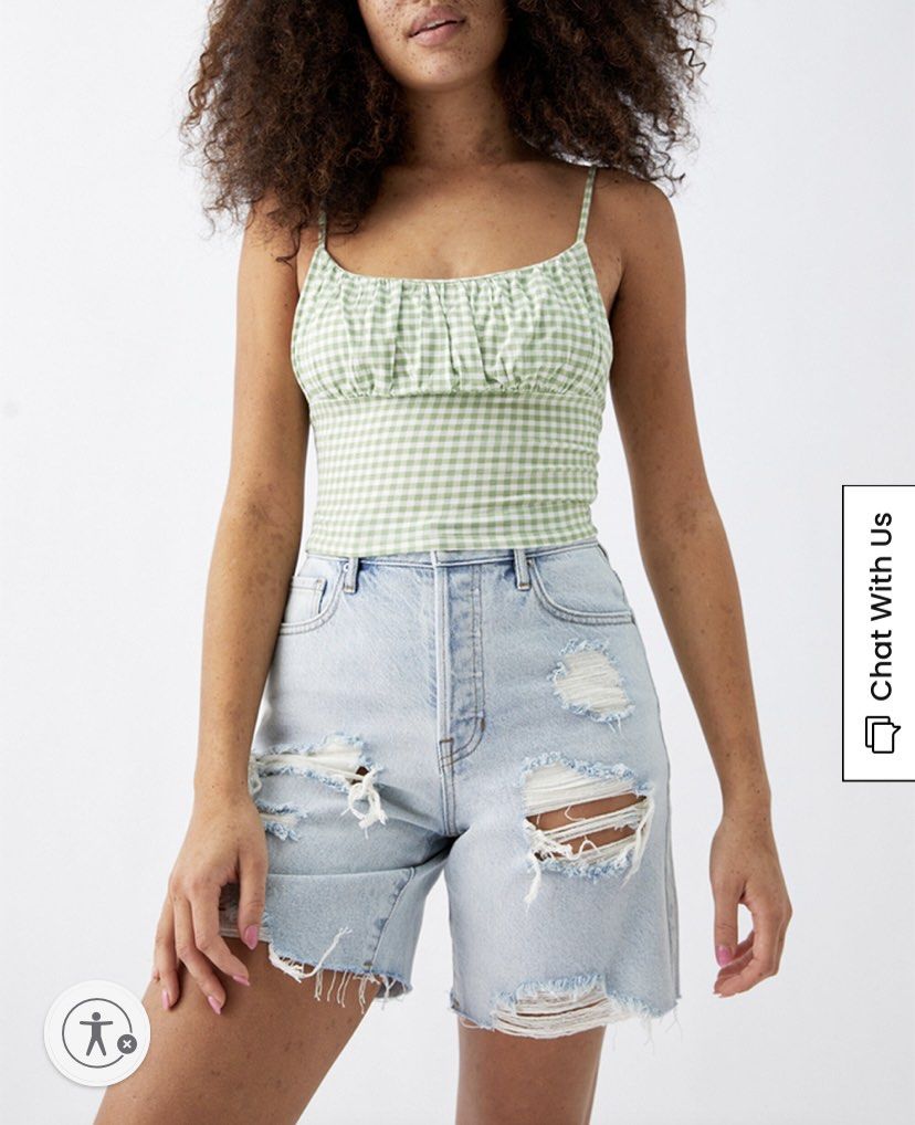 Pacsun Shorts (jorts vibes) (Category: Shorts) located in Manila. Submitted by km110103 (Listing ID 1305886113, Image 3). Description: May look fitted in the picture, but it’s giving jorts when worn. More inclined to accept lower prices if multiple items are purchased..