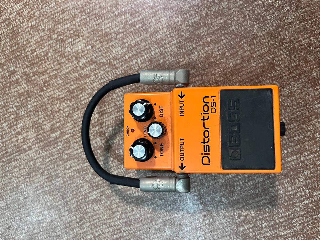 Paddle effects (DISTORTION BOSS), Hobbies & Toys, Music & Media, Music