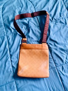 (Category: ) located in . Submitted by boolanboutique (Listing ID 1325784096, Image 1). Description: .