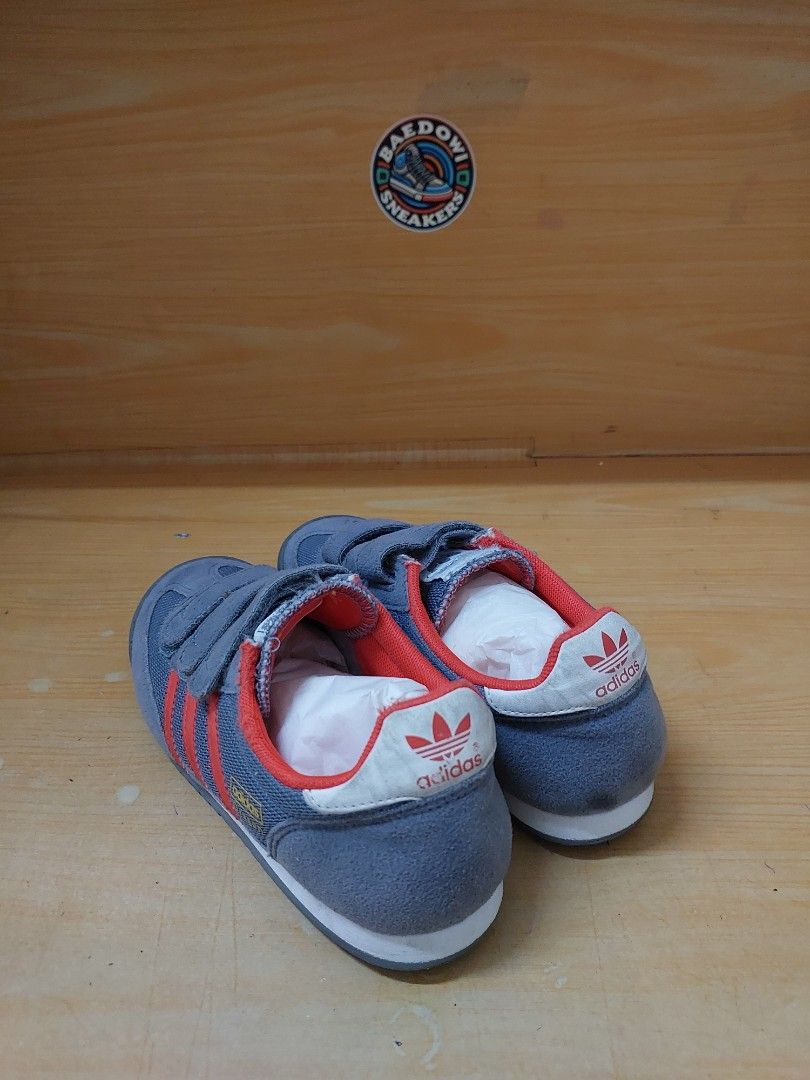 Sepatu anak second original Adidas dragon size 34