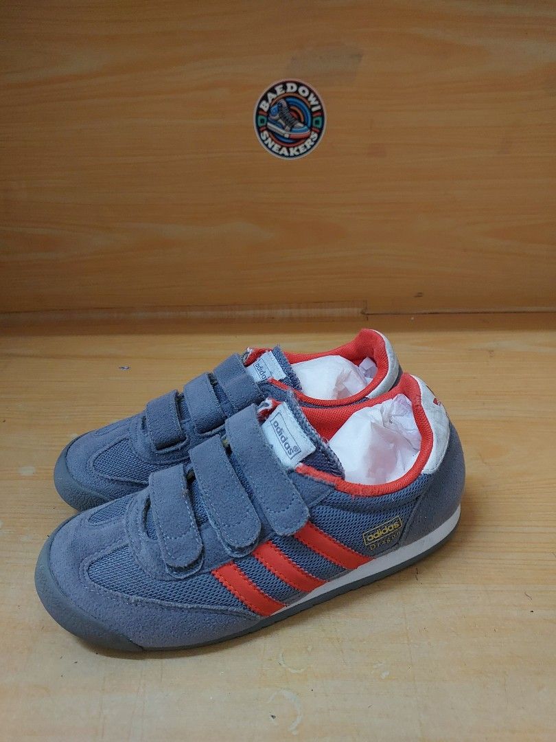 Sepatu anak second original Adidas dragon size 34