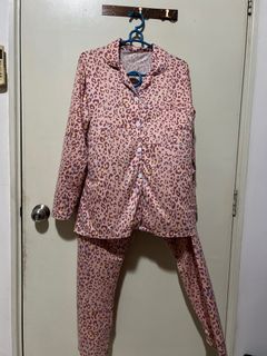 (Category: ) located in . Submitted by newstar_b8a87b (Listing ID 1325757311, Image 1). Description: .