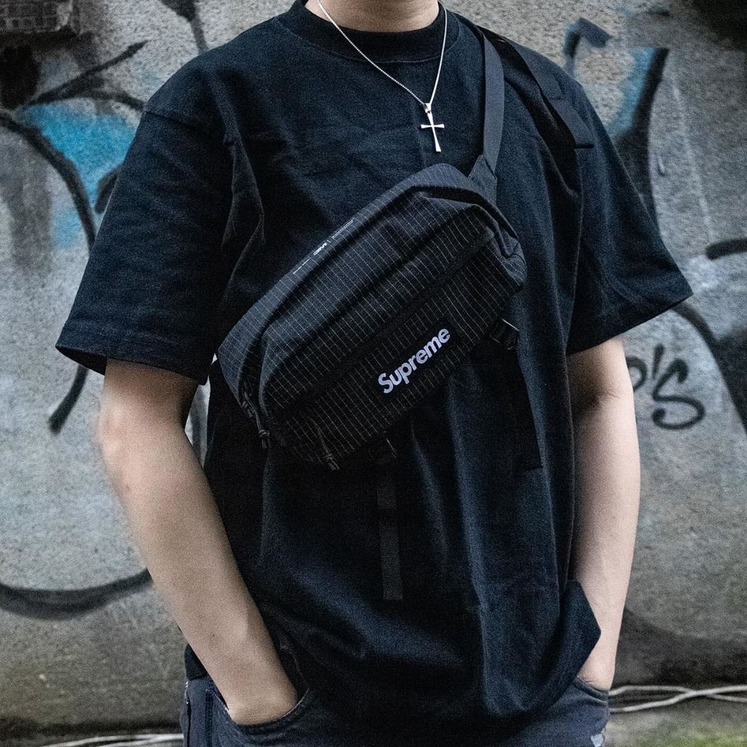 Waist supreme bag on sale